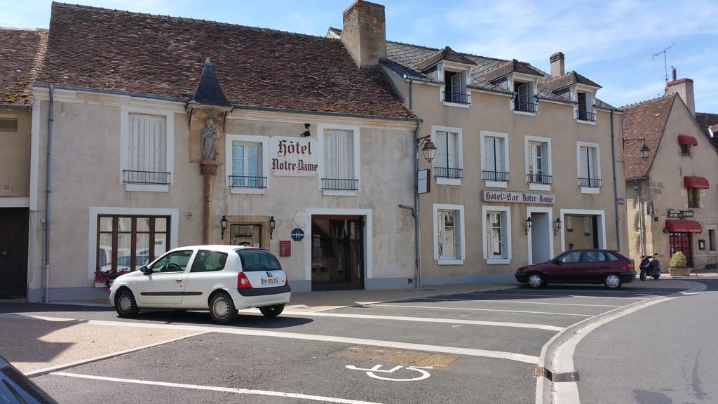 Hotel A Notre Dame La Chatre Exterior photo